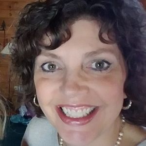 Meet your Posher, Tessa